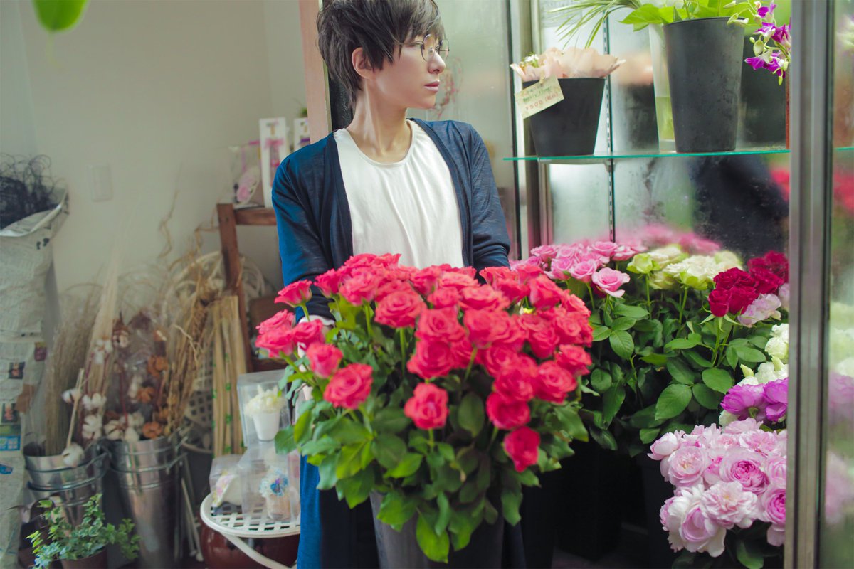 山田涼子 花屋男子 コス 寒山涼介 Saiさんの創作 花屋 男子 Ruiさんにもらったピンデータからも 寒山氏は良い香りのお花が好き設定なので何かと嗅いでる ちょこっとのイメージで設定ぽんぽん って出してくれるsaiさんほんとすご お花屋さんは京都のララ 山田涼子 花屋男子 コス 寒山涼介 Saiさんの創作 花屋 男子 Ruiさんにもらったピンデータからも 寒山氏は良い香りのお花が好き設定なので何かと嗅いでる ちょこっとのイメージで設定ぽんぽん って出してくれるsaiさんほんとすご お花屋さんは京都のララ