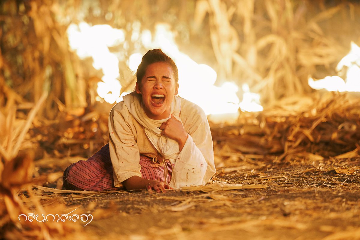 amm_anyama's tweet photo. ไม่มีไฟใดจะร้อนเท่าไฟริษยาในใจเธอหรอก ซ้องปีบ #กลิ่นกาสะลองep15 https://t.co/qj1NEUqkqH