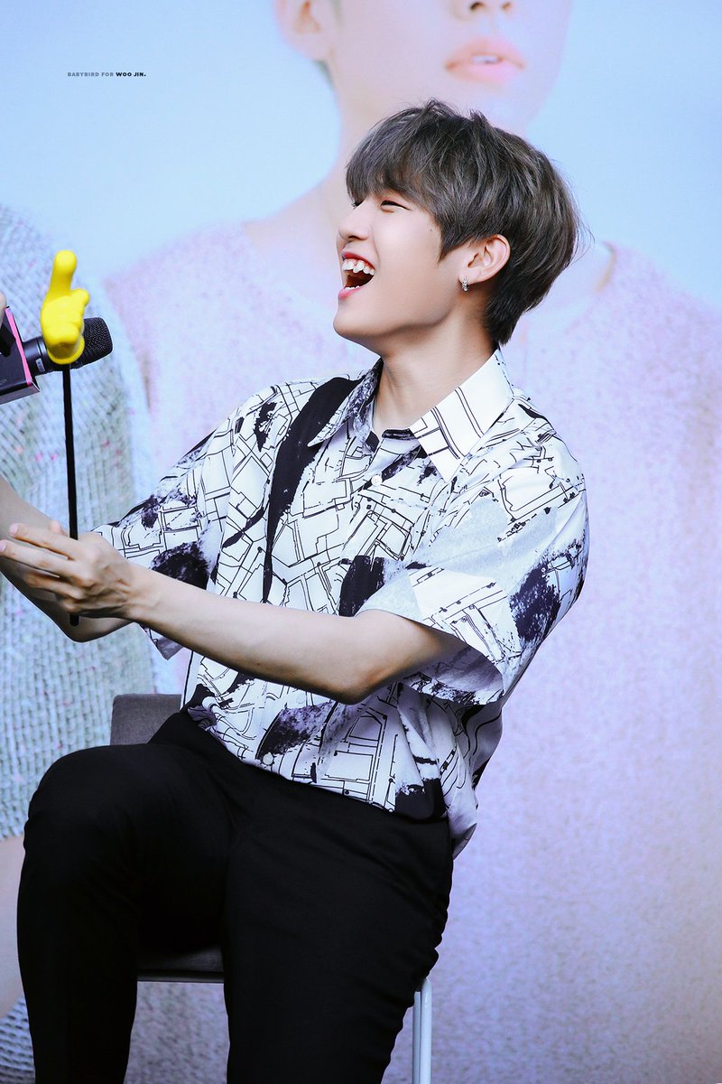 Babybird_lo's tweet photo. 귀여운데 잘생겼고 웃기기까지 한 사람 그거 바구쯔🐧

https://t.co/spzSMCgZMb
https://t.co/rjdsZCgDIR
https://t.co/QHmA15NPWy
https://t.co/le85zKyKR2

#AB6IX #박우진 #PARKWOOJIN https://t.co/9Iwf6kYARI