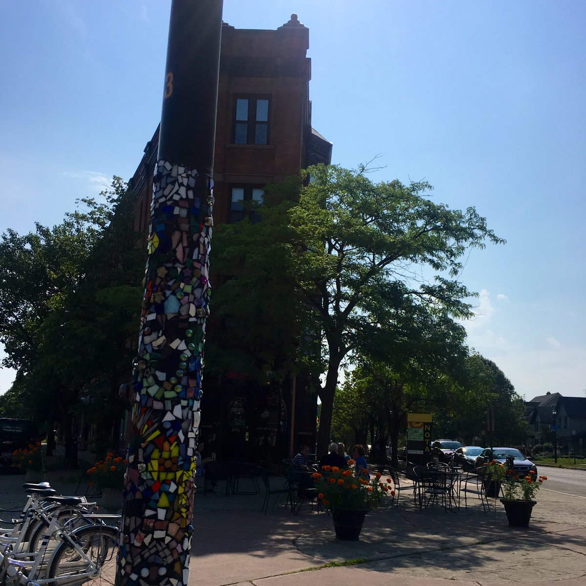 MAG_Rochester's tweet image. Art all around. Neighborhood of the Arts #ExploreNOTA #explorerochester