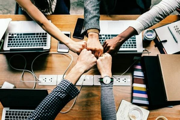 BoostlyUK's tweet photo. "In terms of blog writing, this means reading other blogs not just in your industry, but from other areas." https://t.co/FKLhakqte9 #Hotelmarketing #Bbblog #Boostly #SearchEngineOptimization #Blog #Marketing #Tricky #SEO #Hotels #Bedandbreakfast #SocialMedia https://t.co/UACVE6vlKQ