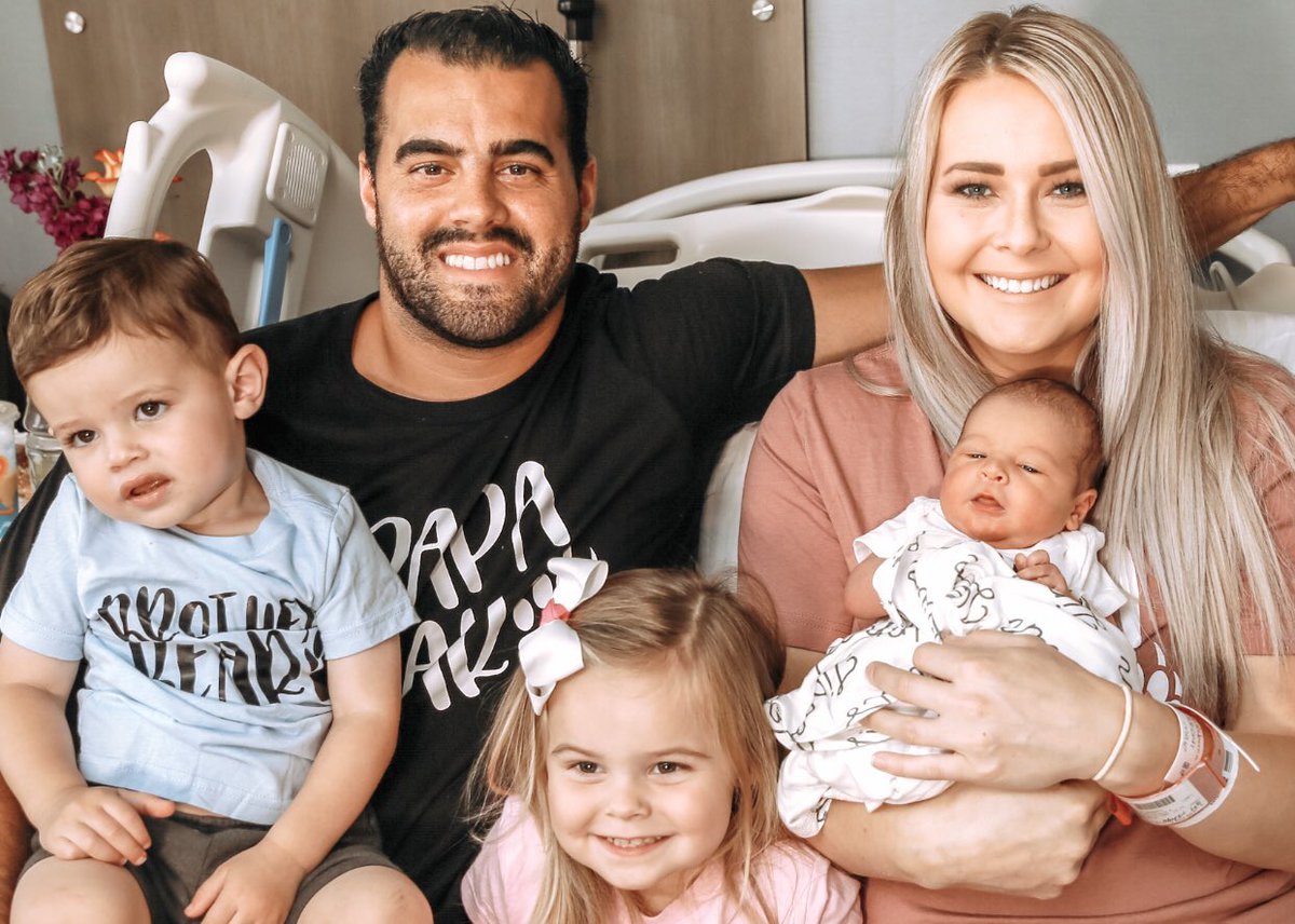 BeckahWiggins's tweet photo. Welcome to the world Lincoln Michael 💙 7/18/19 https://t.co/Sk5O9qv1bZ