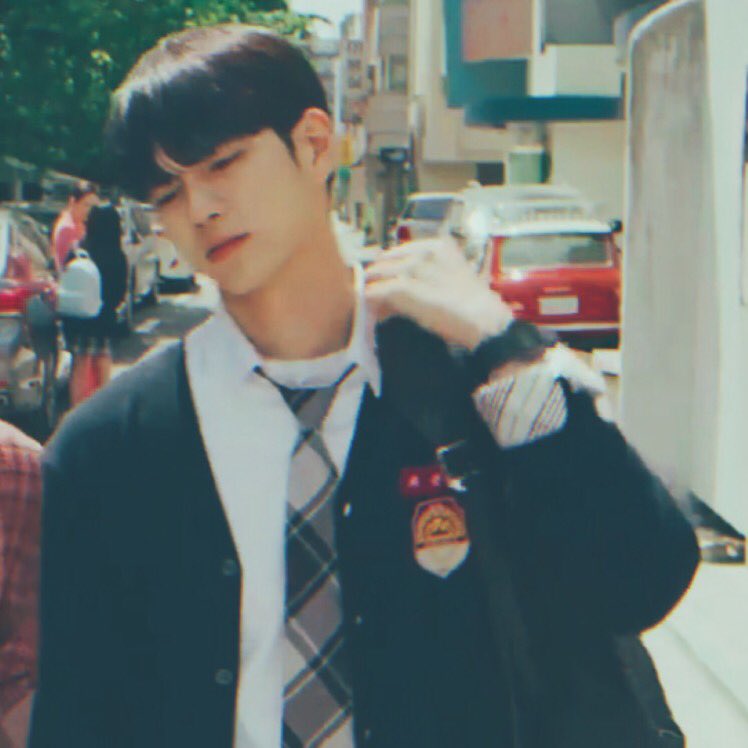 __yourcigarette's tweet image. 🖇

#옹성우 #열여덟의순간