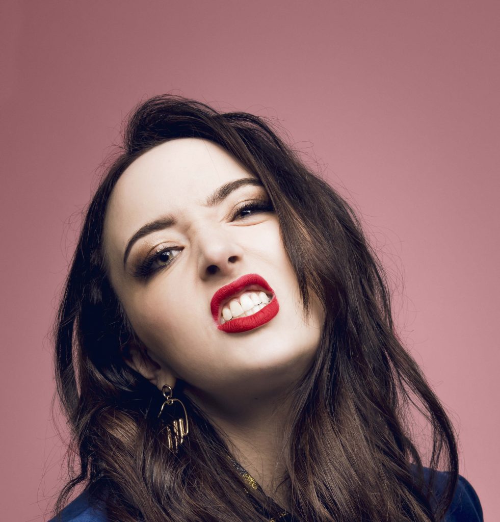 EdFestMag's tweet photo. As a former Edinburgh resident @FernBrady is probably one of a select few that has never flyered her @edfringe shows!

https://t.co/1JGdxQ0DBH

#edfestmag https://t.co/7Rmo9bv2Tv