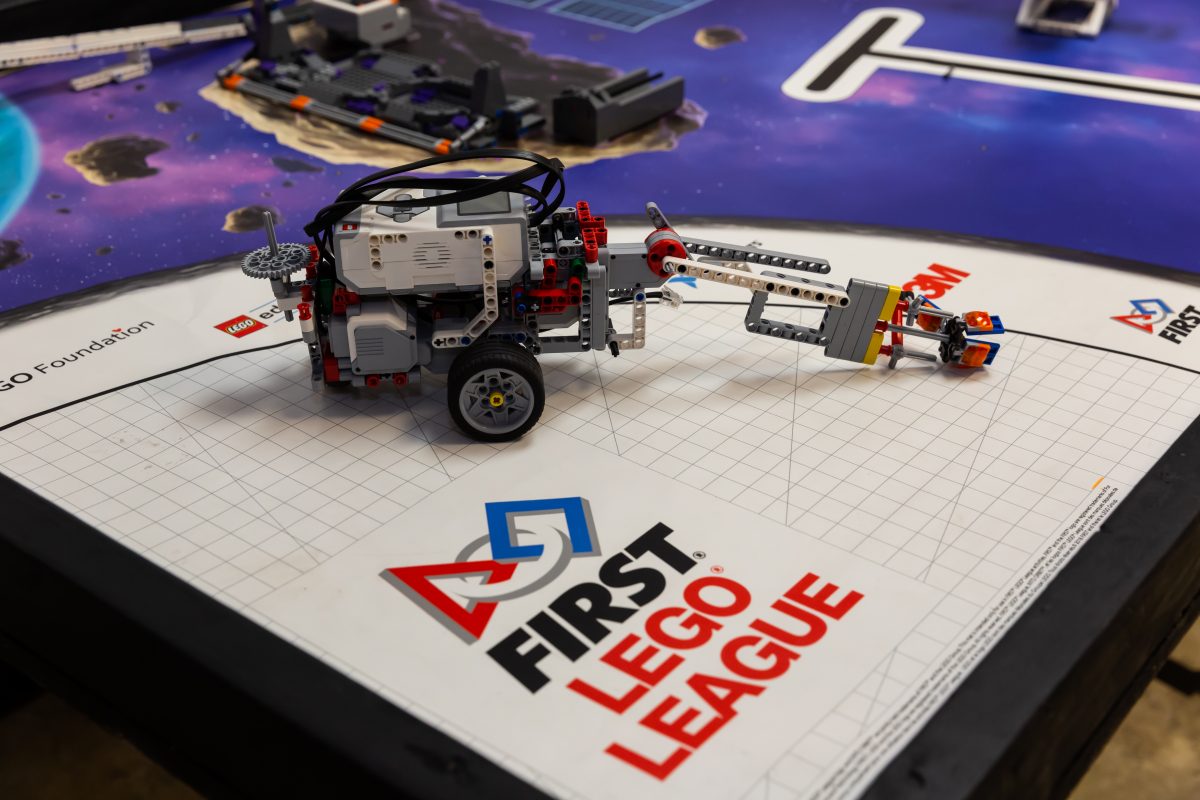 codewizhq's tweet image. Does Your Kid Love LEGO? Join the First LEGO League! thecodewiz.com/first-lego-lea… #CodeWiz #CodingKids #Lego #KidsEducation