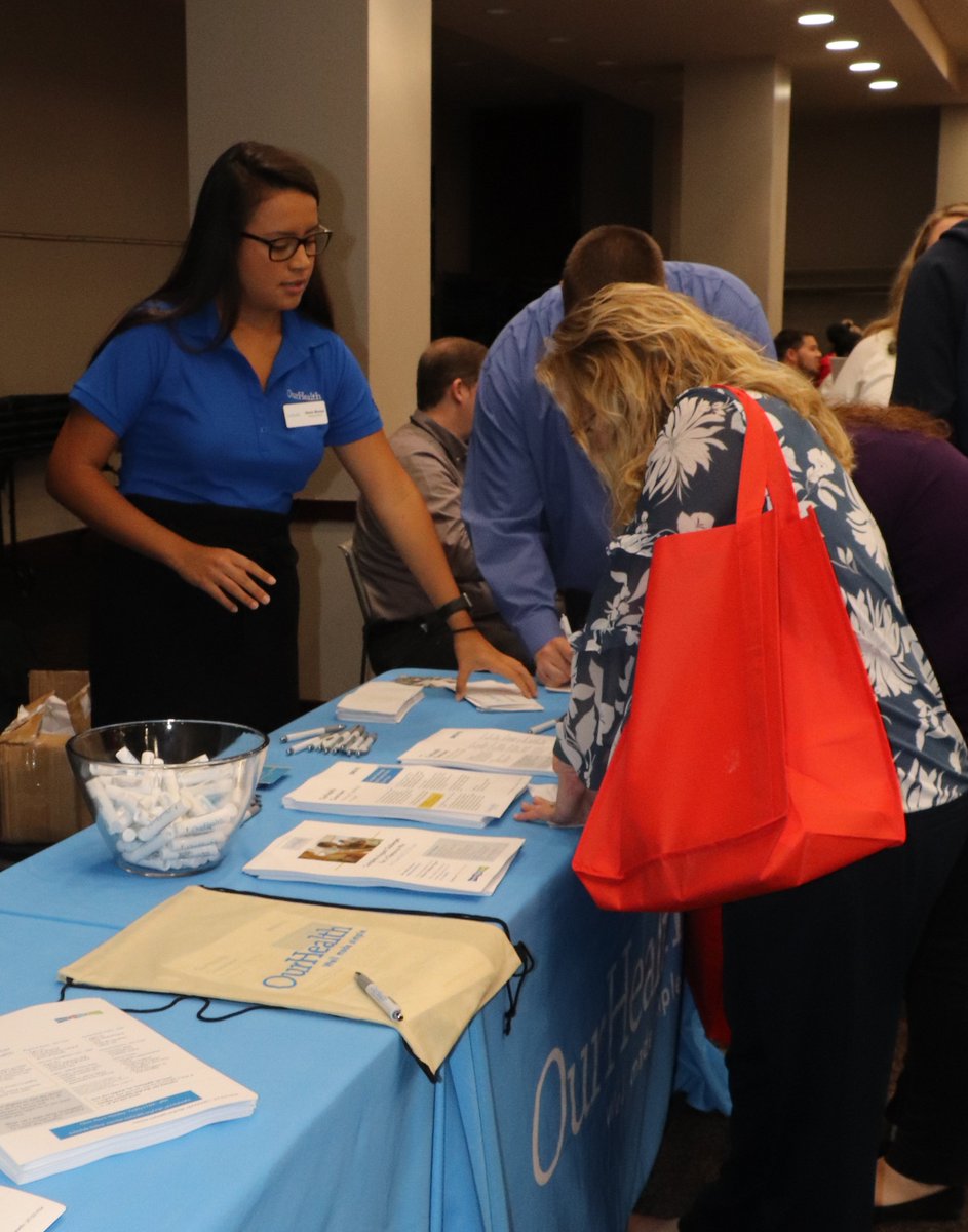 SOIEmployees's tweet photo. The State Employee Health & Wellness Fair is TODAY until 2 p.m. in IGC-S atrium! Stop by to hear from health experts and pick up some giveaway goodies! #HAWM2019 #InvestInYourHealthIndiana https://t.co/B7Sz9Lkdxk