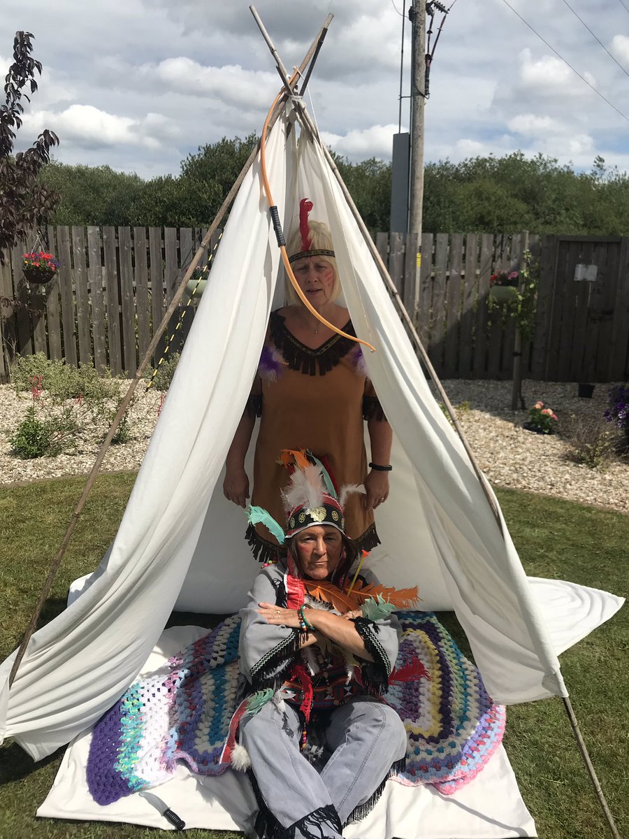 BrynCelynCare's tweet photo. #hallmarkinbloom 🌺💐@HallmarkCare #wildwest #themeday https://t.co/CBQ5LDnw1v