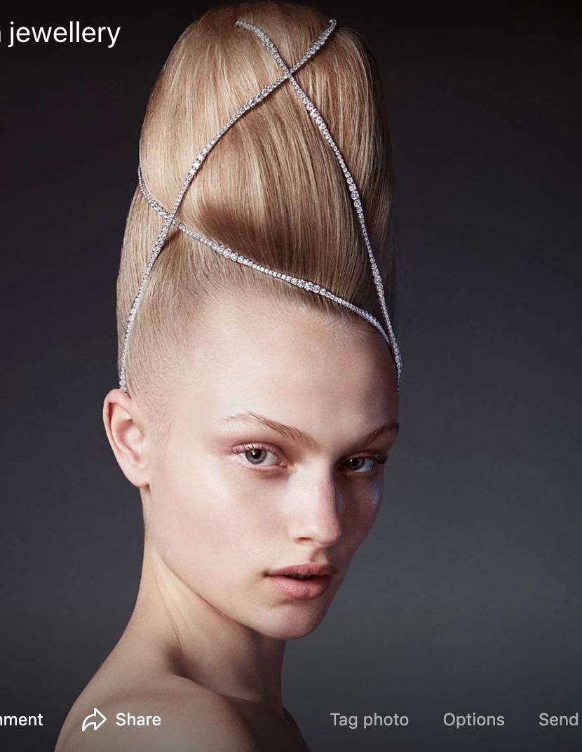 Loft_Studios's tweet image. If you're a fan of fancy jewels and run out of fingers, take a tip from photographer #StevenChee and photograph them in a models hair! Shot for @VanityFair Words by @WordsByDarling