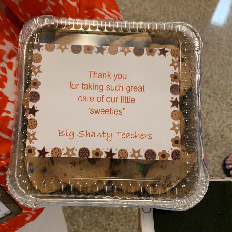 Spreading kindness to Sunbrook! #happyatbsi <a href="/Eagles_BSI/">Big Shanty Intermediate</a>