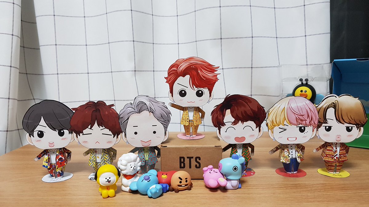 paper toy bts