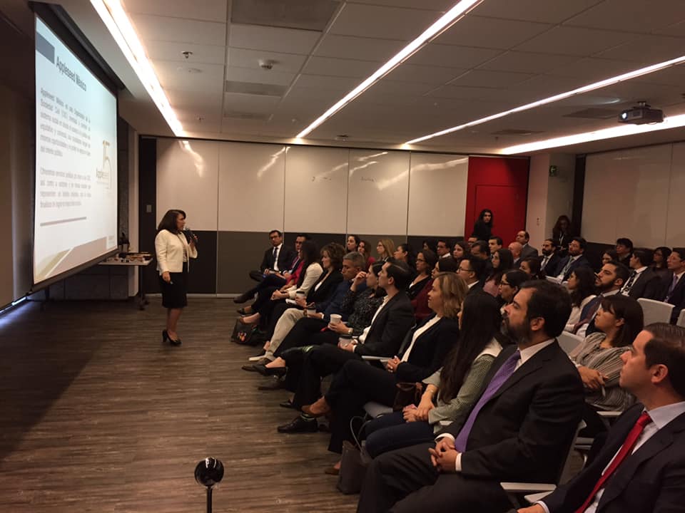 Appleseed México Maru Cortazar, Directora Ejecutiva de <a href="/AppleseedMexico/">Appleseed Mexico</a> explica la importancia del #ProBono en <a href="/AXAMexico/">AXA México</a>