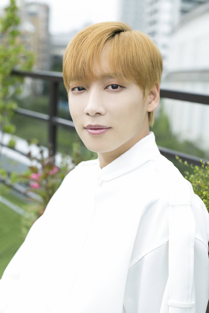 PortalSnuper's tweet photo. [📄Artigo] 29.07.19 | Artigo Marisol: "O grupo de seis membros que vai animar o verão com sua nova música "Come Over ", Snuper".

🧷 https://t.co/QSKdvs3vzr 

#SNUPER #스누퍼 #ComeOver @snuper6 @SNUPERJAPAN 

(Tradução nos tweets abaixo, após as imagens) https://t.co/qTSywASHEG