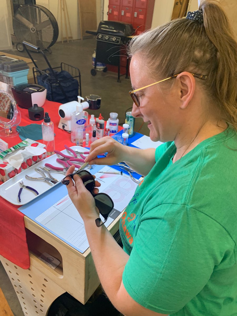 yowtoollibrary's tweet image. Just a few of the fixes we did at Saturday's #RepairCafe! Our most popular fixes always seem to be irons, fans and hair dryers! 

Shoutout to @SylvieOptician who was there fixing eyeglasses and sunglasses! #ToolLibrary 😎👓🕶️
