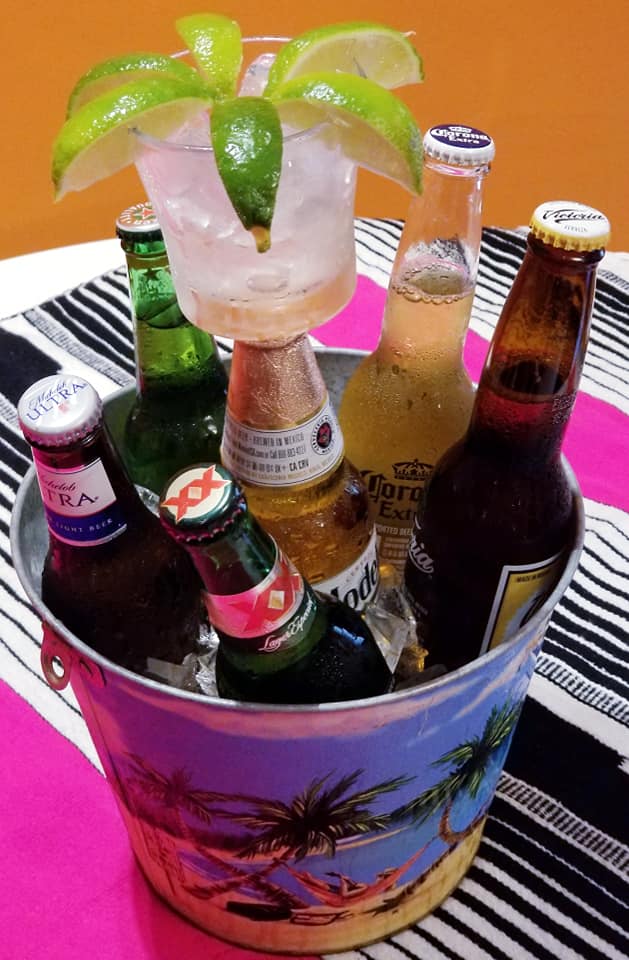 almitasmxrest's tweet photo. Come have your self a cold beer today! https://t.co/SSLPLedMBT