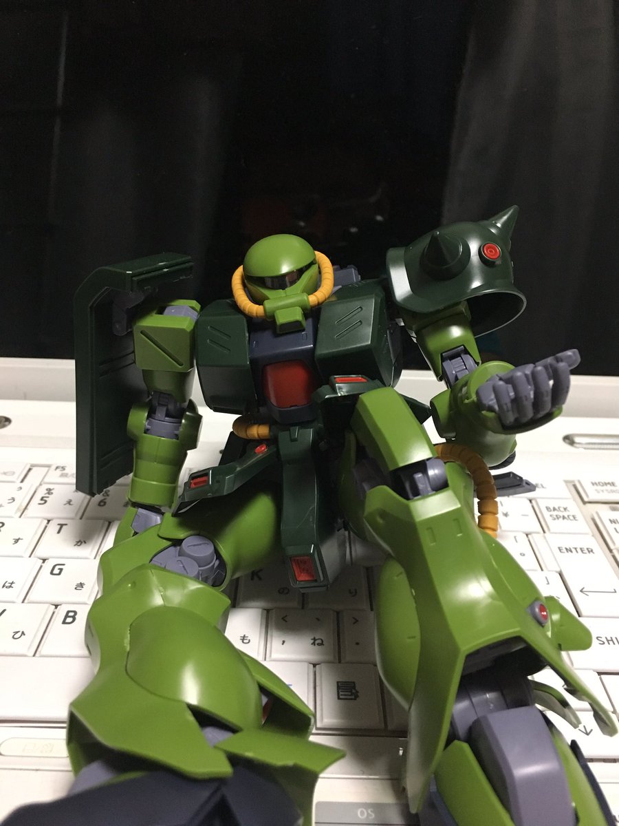 Twoucan ガンプラパチ組み部 の注目ツイート モデル