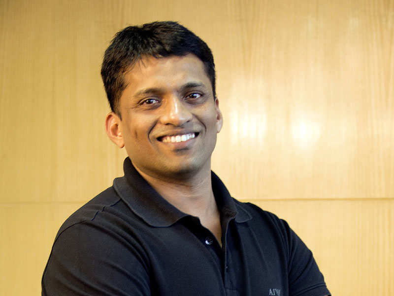 timesofindia's tweet photo. 37-year-old former school teacher is India’s newest billionaire
#ByjuRaveendran joined the rarefied club after his Think & Learn Pvt scored $150 million in funding earlier this month
Read: https://t.co/U0IPNAZL9D https://t.co/nbGl56mAPm