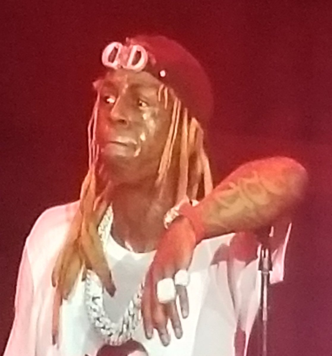 BoomGen's tweet photo. @LilTunechi !!!GREAT!!! show in ATL🧨🧨🧨 https://t.co/e3r9s7nluT