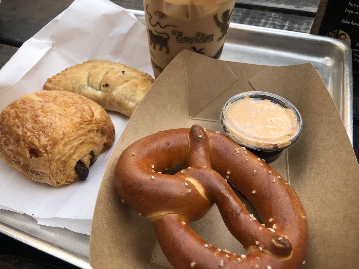 i am willing do to some questionable things for fresh pastries. pretzels and beer cheese? yes ma’am