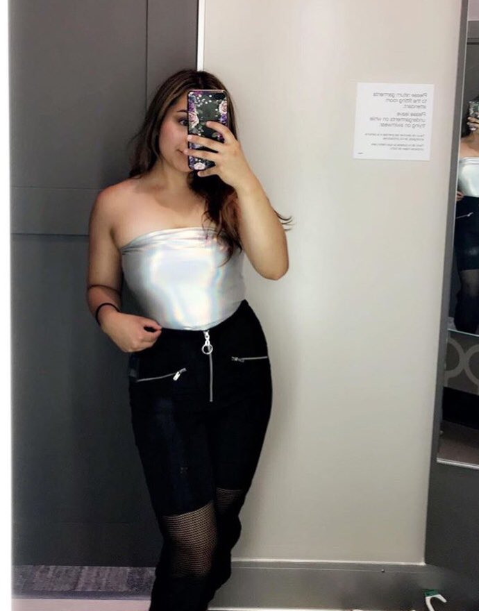 198Binx's tweet image. Outfit for today🤤 , Its Hot girl summer💯