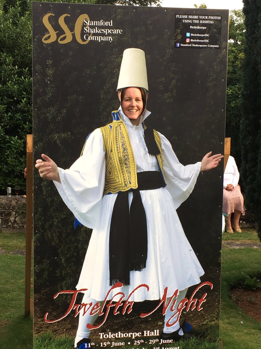 Pretending be cultured - Twelfth Night @TolethorpeSSC #tolethorpe #openairshakespeare