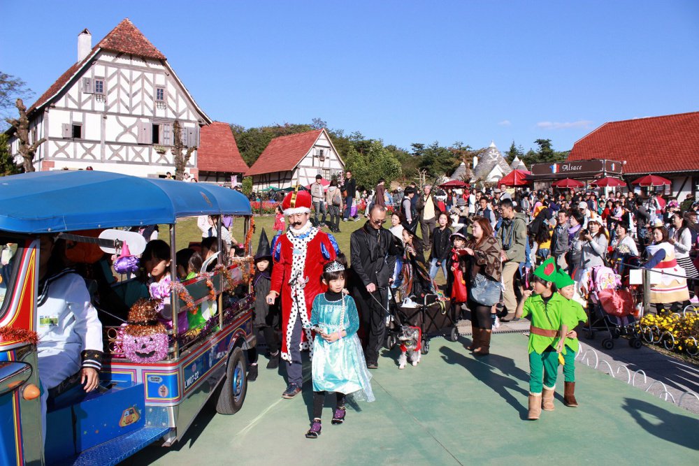 神無月久音 בטוויטר リトルワールド はいいですよ ホント 野外民族博物館 と題してる通り 世界の建築物を一堂に集めた野外展示も魅力ですが 本館の屋内展示物もこんな感じに気合が入っててグー 朝来て 夜までたっぷり楽しめるので 連休で 犬山城 明治村