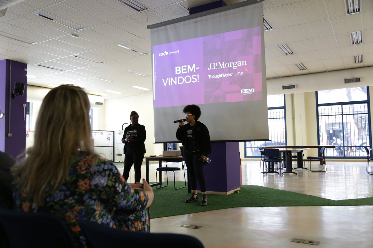 senaiinfo's tweet photo. Hoje rolou a abertura da terceira edição do CodeXP 2019!

Contando com a participação das empresas parceiras JPMorgan, Linx e Thoughtworks, nossos alunos foram recebidos pelas nossas maravilhosas equipes pedagógica e técnica.

Sejam bem-vindos e sucesso nessa nova jornada! 💜 https://t.co/9mMYVmhJ27