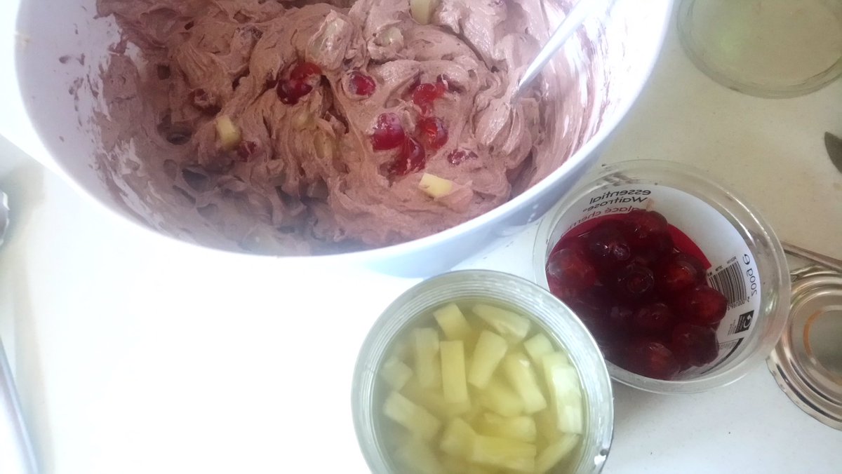 Making a GF choc pineapple and cherry loaf cake today. Recipe coming soon.
<a href="/Dorset_Hour/">#Dorsethour</a> #dorsethour <a href="/Coeliac_UK/">Coeliac_UK</a> <a href="/gfliving/">Gluten-Free Living</a>