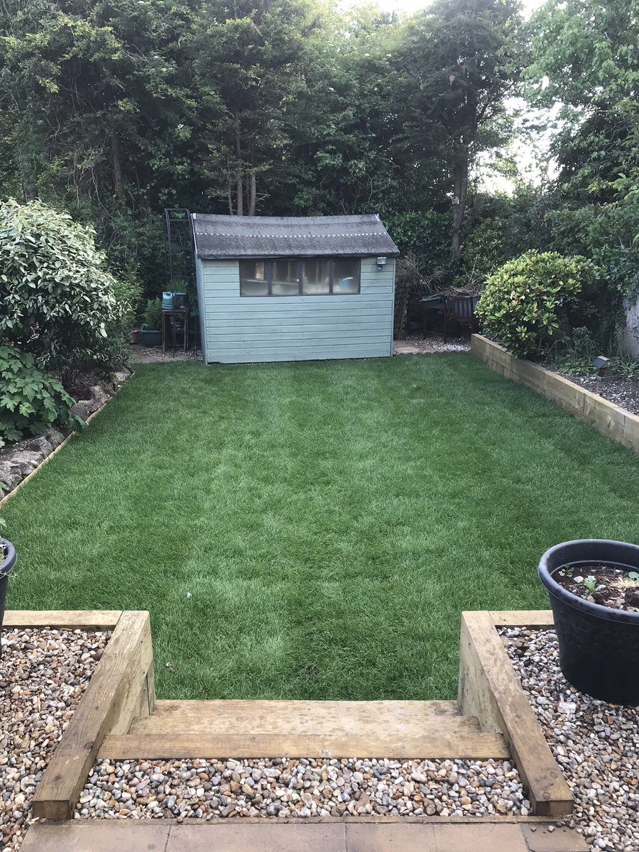 BuckinghamsLand's tweet image. From an unusable stone garden to large turfed space ready for the whole family. Finished off with sleeper walls and steps. #turfing ##sleeperwalls #sleepersteps #gardendesign