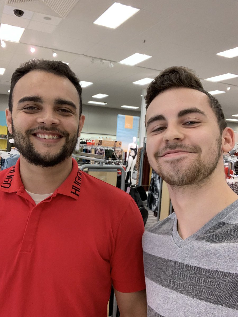 GuestServiceGod's tweet image. Paid a visit to one of the most amazing ETL’s and mentor I have ever met in my life. Still miss you over at T1971! Keep killing it at 1465! I’ll catch up to your red cards soon enough! @TheRealAlSpence