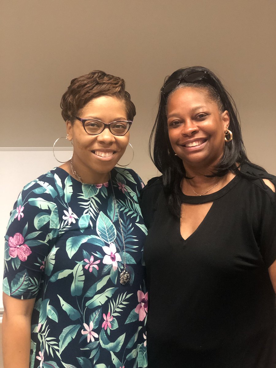 LatreiciaAllen's tweet image. Shoutout to @valerie54153509 for being a joy to work with especially during #2019CCSrtacamp! #CMESRocketReaders #litnccs @mellottahill1 @NatalieGodwin @jenlloyd16