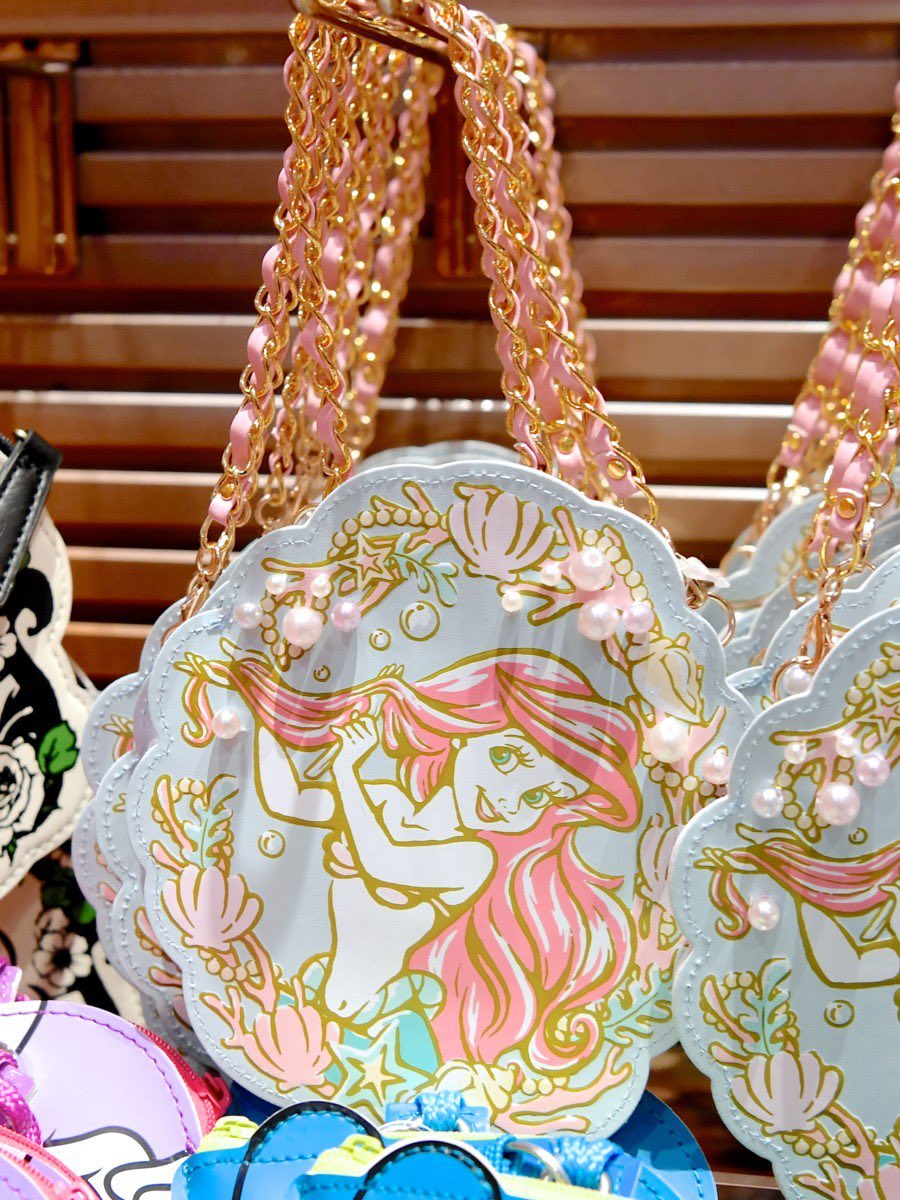 Mezzomikiのディズニーブログ 定期入れにもおすすめ 東京ディズニーリゾート 19夏 パスケースを紹介 T Co Eocwx3dq8y