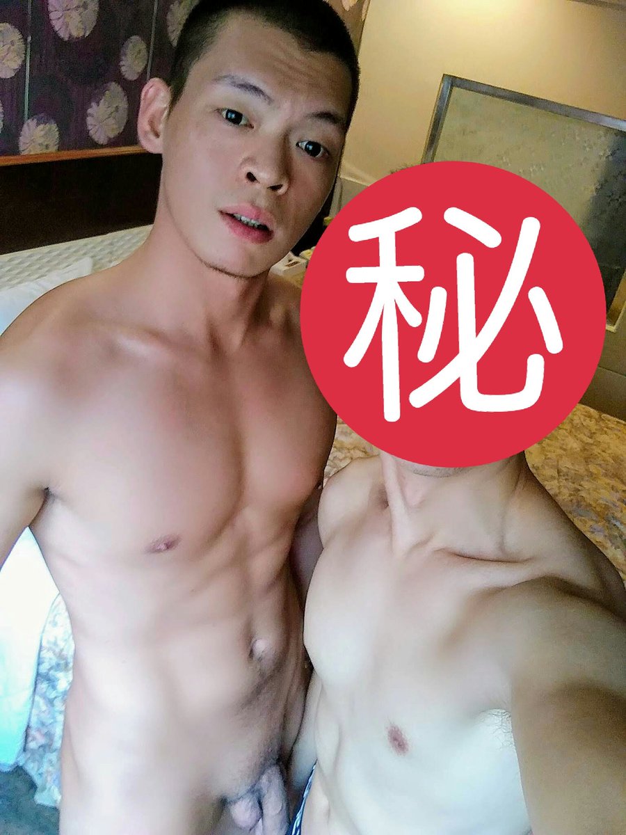 Max83671008's tweet photo. How do I look ? https://t.co/jRdEzbW1mF