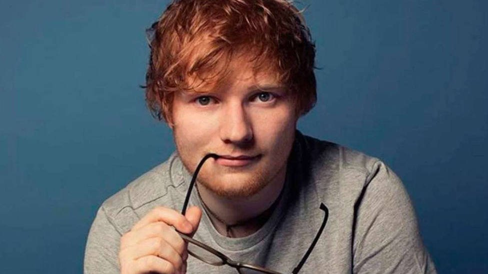playlist987fm's tweet photo. #edsheeran Conquista el numero 1 del mundo con su ultimo trabajo #no6collaborationsproject ha vuelto a lo más alto de las listas de ventas y streaming tras la publicación de su nuevo álbum que ha entrado directamente al #1 de la lista de ventas en España y del mundo.
#NotiPlay https://t.co/5aLmCqWaJR