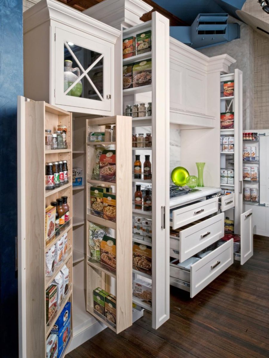 FoodNetwork's tweet photo. Make your kitchen storage work even harder with these ideas — some big, some small. https://t.co/E7U9wOjKEH #FantasyKitchen https://t.co/IlycKZVUAI