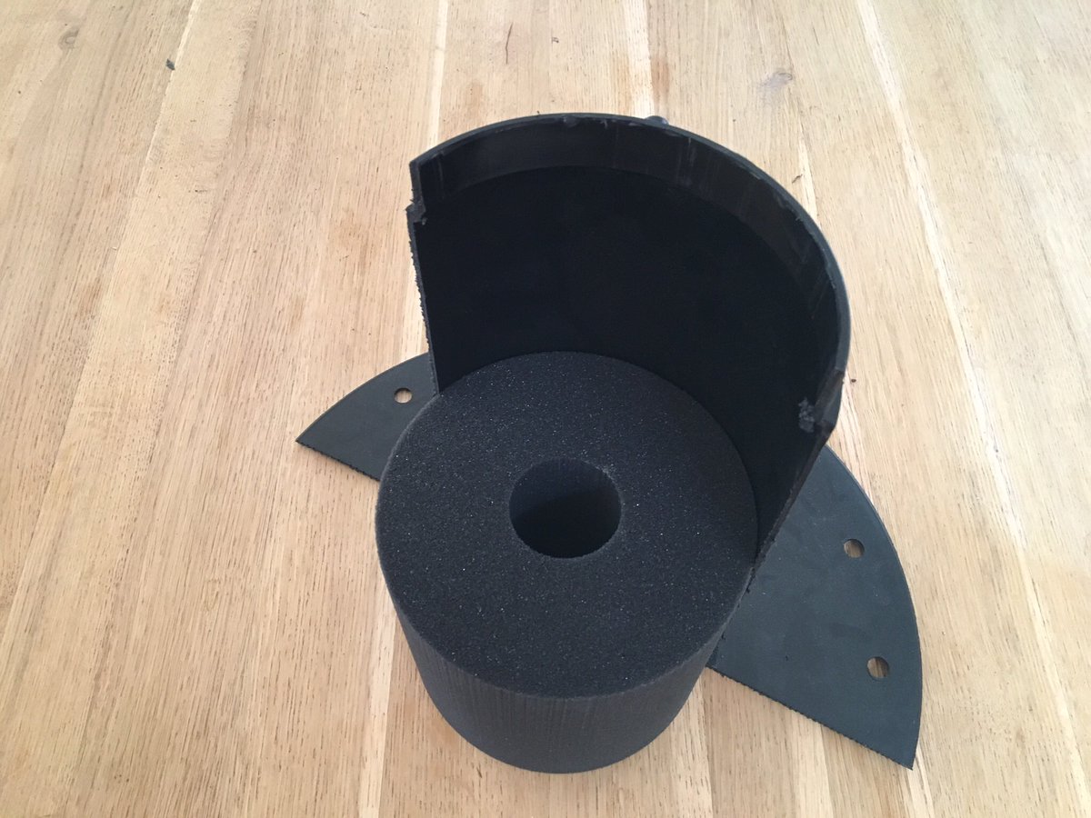 SecuTherm's tweet photo. Wärmegedämmter Diffusionslüfter. Dann gibt’s auch garantiert keine Wärmebrücken... 
#HWK #Dachdecker #Sanierung #Flachdach #Revision https://t.co/V8mOwLQmxg
