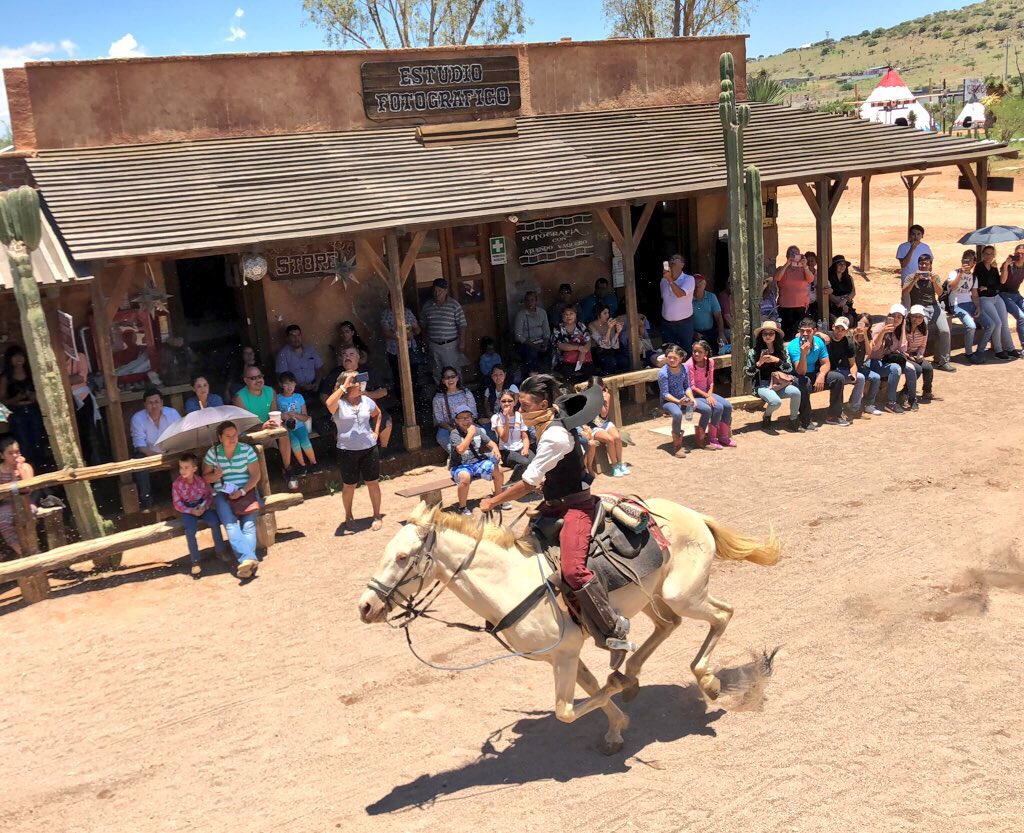 ViveDurangoMex1's tweet photo. #ViveDurangoMex #Durango #Chupaderos #PaseoDelViejoOeste https://t.co/Lha0CyIcvf
