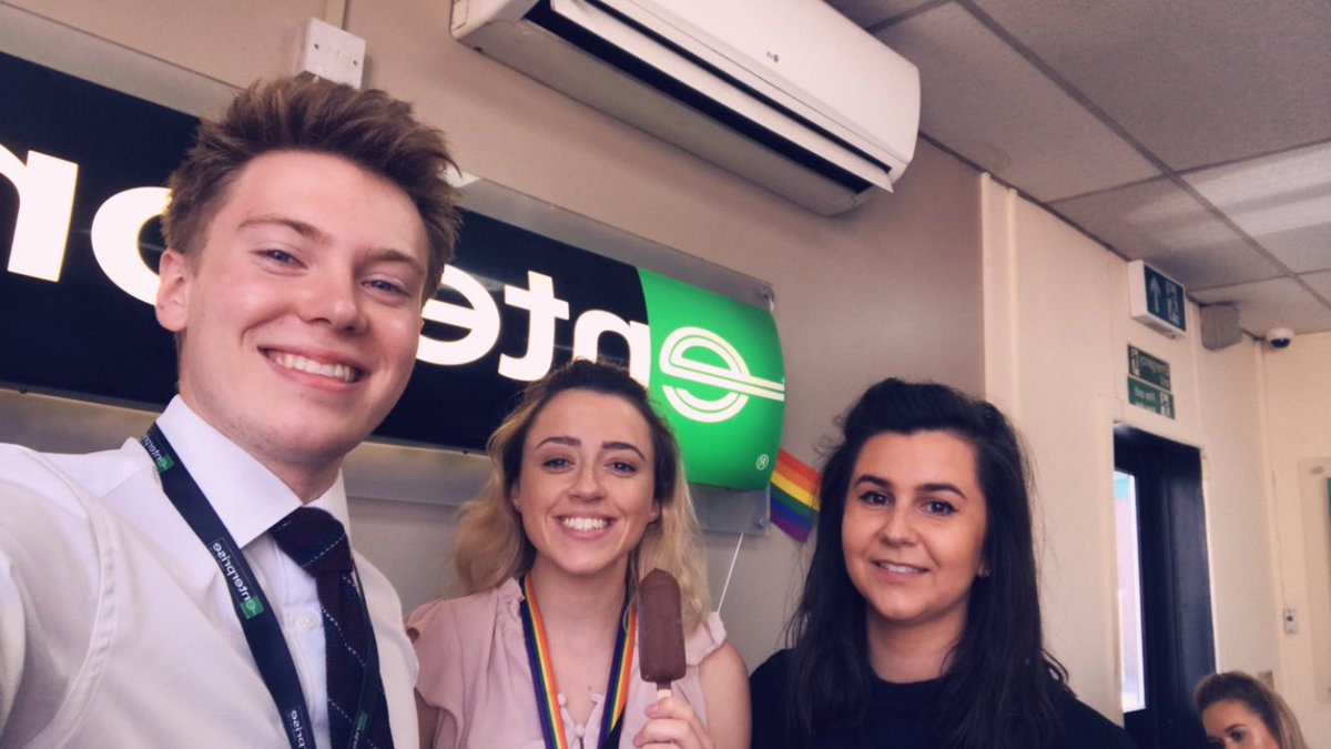 PendlePaige's tweet photo. Beat the Monday madness today with the best chocolate ice cream 😋🍦Thank you!! @m_kou4 #U5Alive #U5interns @jakesmith_erac https://t.co/BXGrPSO70Q