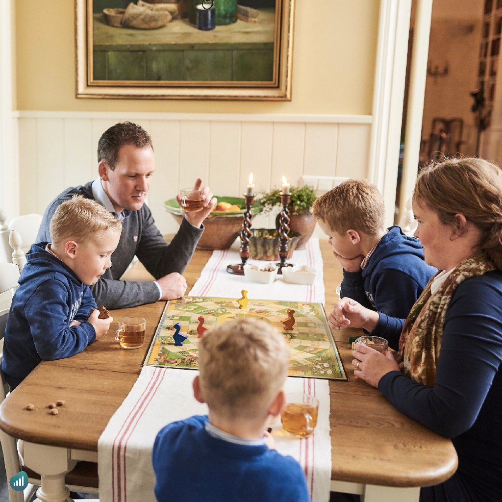 In de zomermaanden tot rust komen met elkaar? Op vakantie, of misschien thuis in de tuin? FamilyStream kunt u altijd en overal beluisteren. 

#familystream #vakantie #zomermaanden