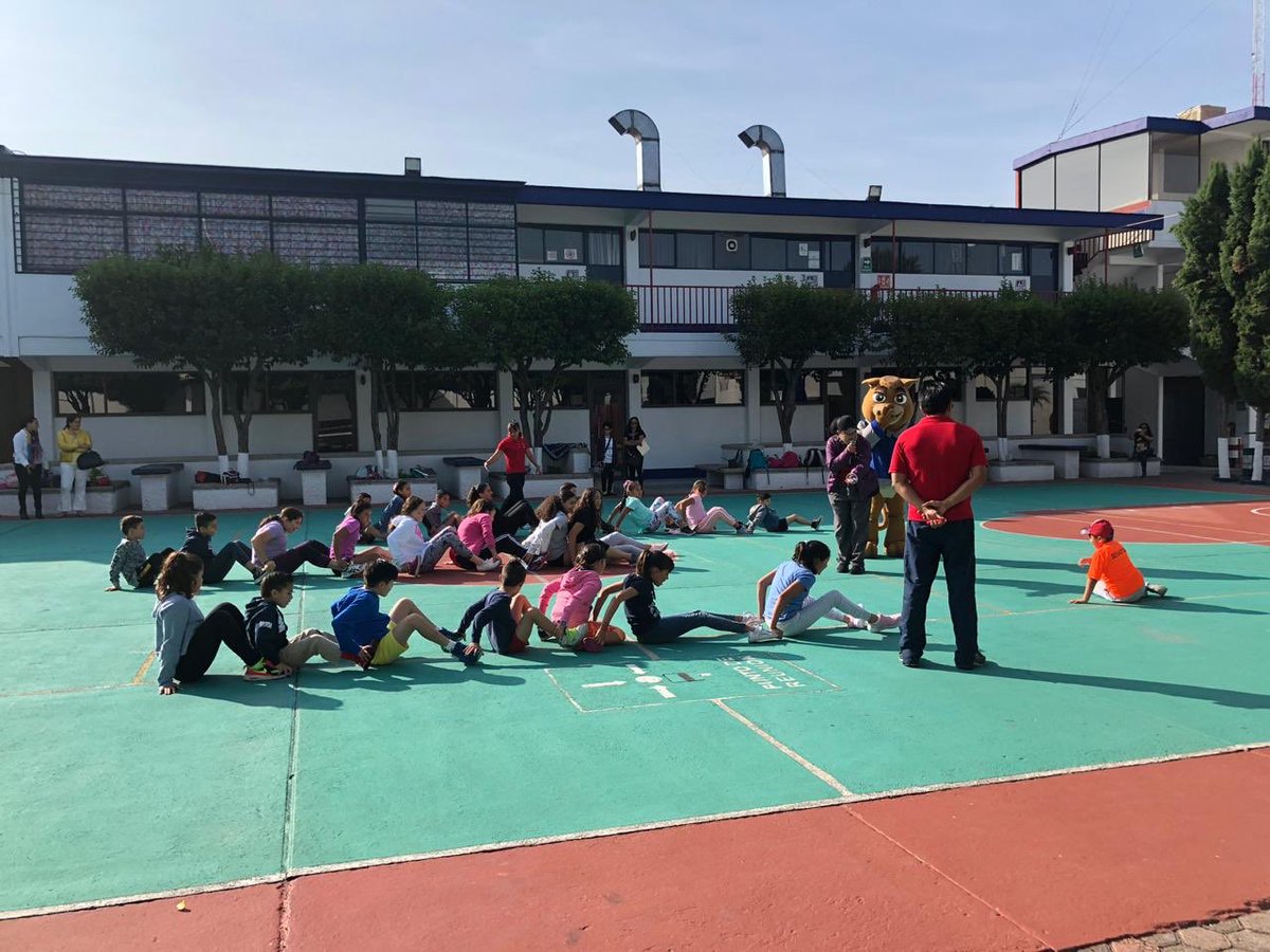 imexpuebla's tweet photo. #ComunidadImex les compartimos algunos momentos que se están viviendo en el curso de verano en el #IMEX_ES. ⚽️🏀🏐🏓 https://t.co/N0ste2e4l0