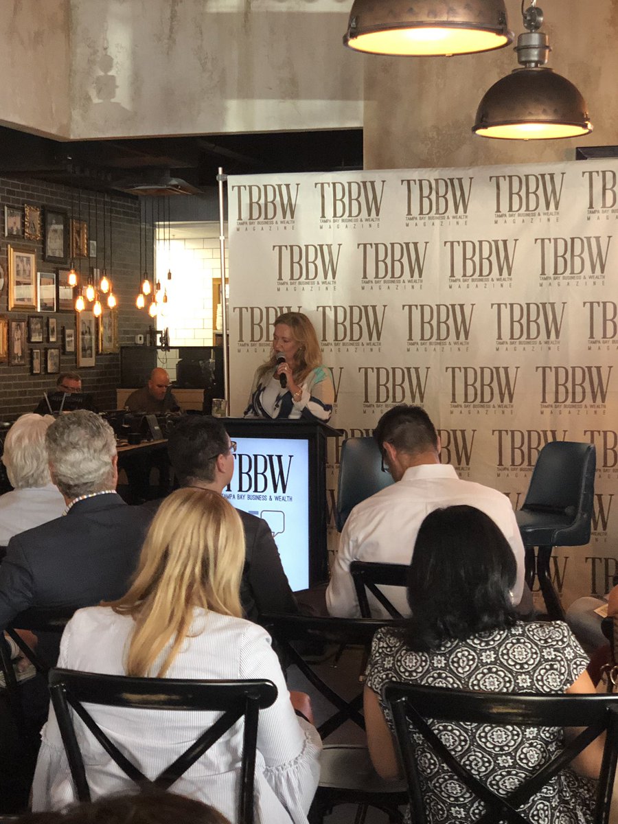 KStaczek's tweet photo. Amazing night with leaders in the Tampa bay community with @TBBWMagazine    What a great way to kick off the week!   #tbbwconnects.  @TampaBayBello https://t.co/5xwTM35TzO