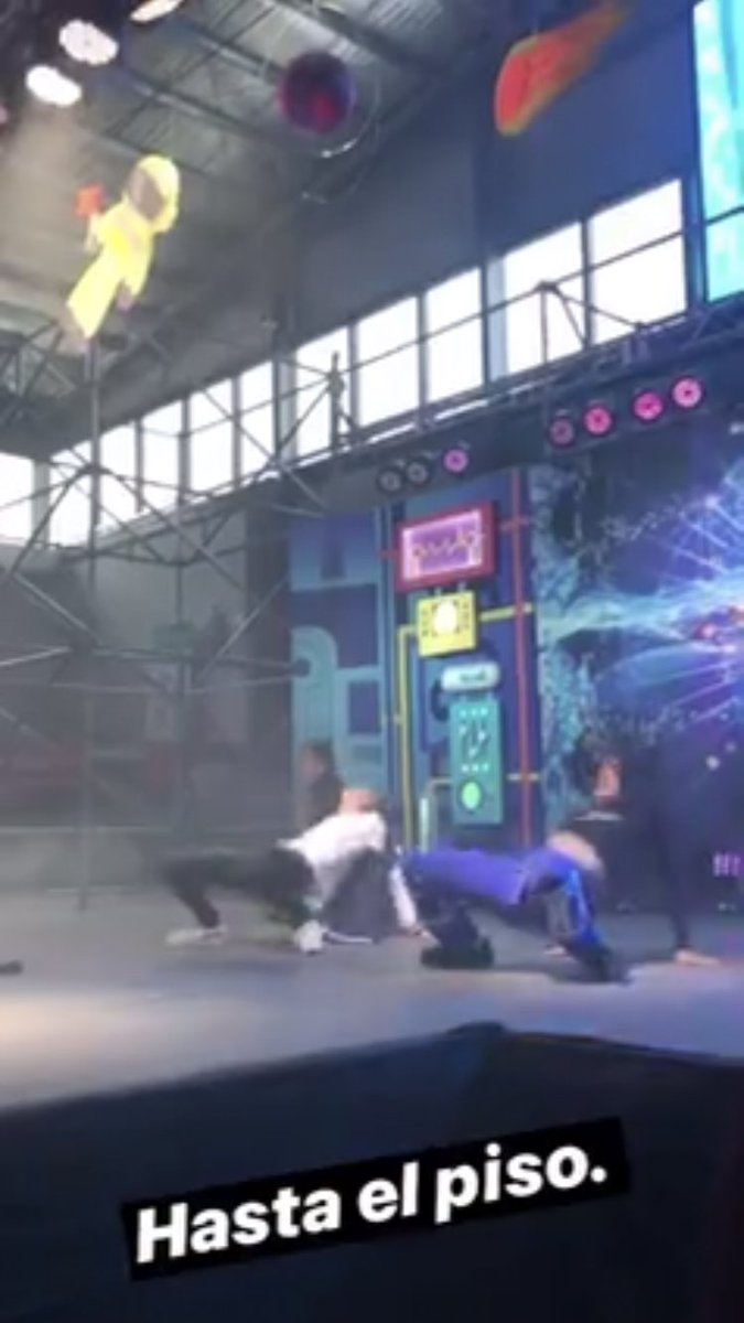 Luquispadaforro's tweet image. LUCASSS AL BAILANDO!!!