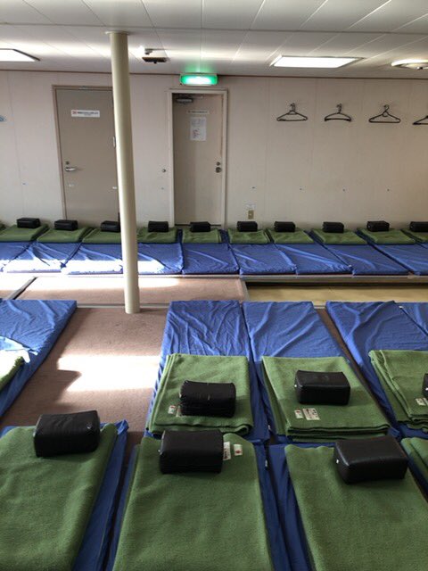 TinPan_ts's tweet photo. 日本一周WOOFJAPANを使って農家などの家に泊まったりリゾートバイトしながら日本一周のんびりして来ます！頑張ってチンパンジーからゴリラに慣れるように頑張ります。ウホホッ
#日本語一周
#バイク
#Ninja250 https://t.co/4hHWO2xWki