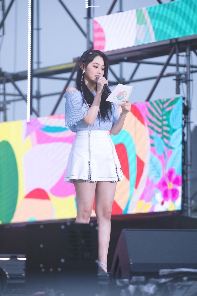 doIItte's tweet photo. [HQ] 29.07.19 - Mina como MC no "The 22nd Boryeong Mud Festival KPOP Super Concert (MBC Show! Music Core)"

cr:. Kangmina_kr 

#구구단 #gugudan #미나 #mina https://t.co/A5aGYxl6cE