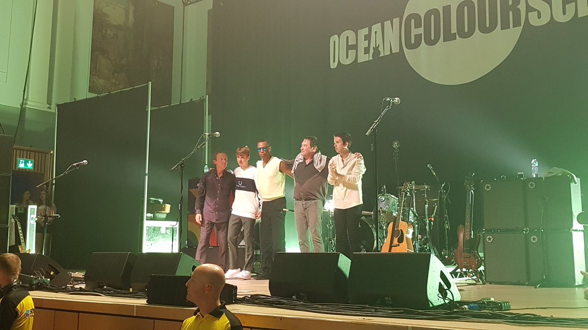 Think it was around 1997 that I first saw @OCSmusic at the @AECC_Aberdeen. Still sounding great 22 years later at the Music Hall tonight.🎸🎤🕺🍻
#oceancolourscene #ocs  #livemusic #LoveMusic #Aberdeen #aberdeenmusichall #enjoyabdn