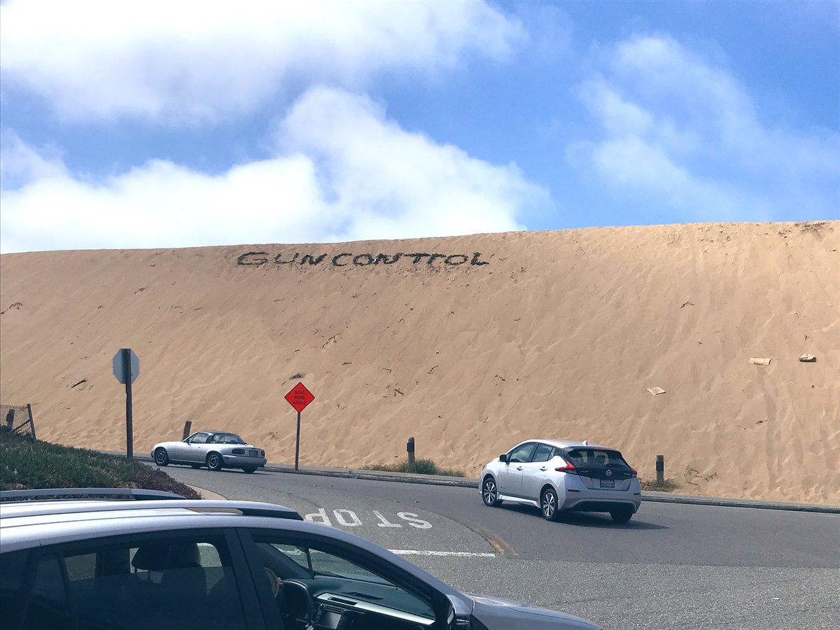 eelisco's tweet image. For Gilroy. #MarchForOurLives #GunReformNOW