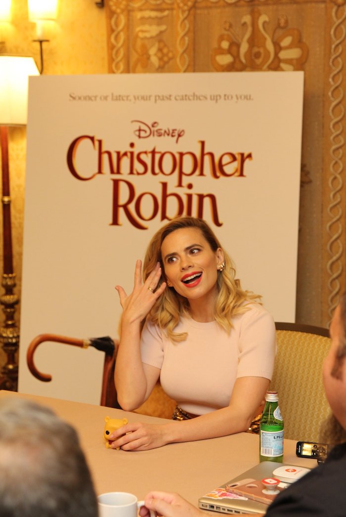 DiscoverSelf's tweet photo. My #Interview With Hayley Atwell About Her Role As #ChristopherRobin's Wife Evelyn Has Been Full of Discoveries About Actress & Her Filming Experience #HeartThis #ChristopherRobinEvent #RalphBreaksTheInternetEvent #HeartThis #DSMMC https://t.co/5AenEKDBeq https://t.co/3nRIkPOver