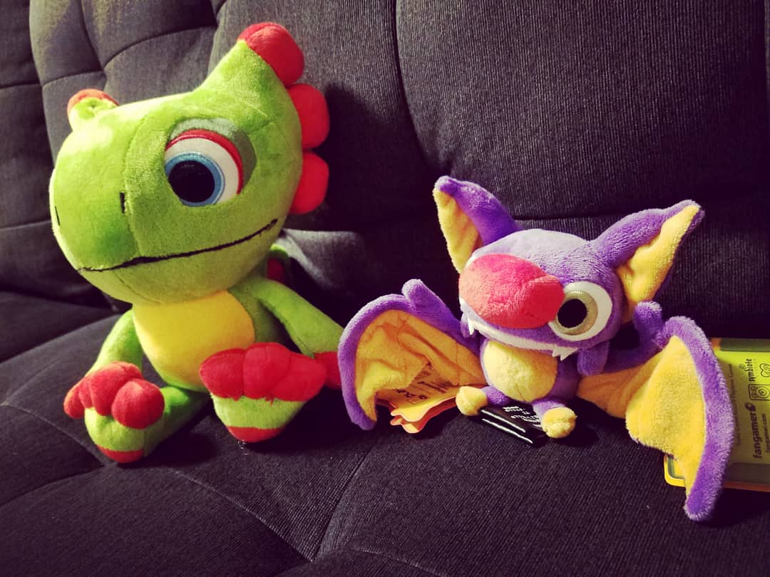 VERSY on Twitter: "The official Yooka Laylee plushes I designed are  here!! They're so soft and adorable, and I can't believe my name is on the  tag of a real plush!! @Fangamer