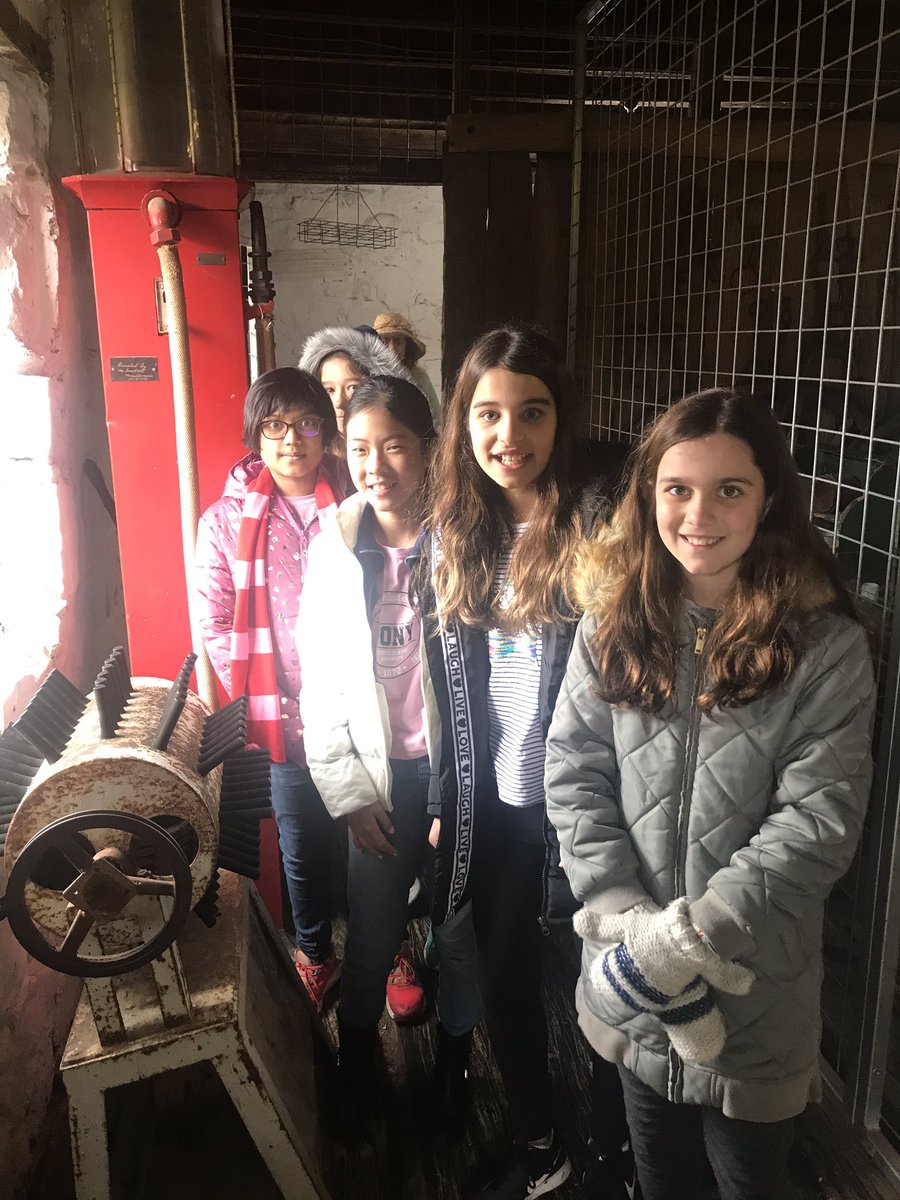 KENSINGTONPS's tweet photo. Exploring Carcoar Museum- Stoke Stables - @KENSINGTONPS #StageThreeAdventures #oldendayliving #Convictlife https://t.co/pRvcAe08YN