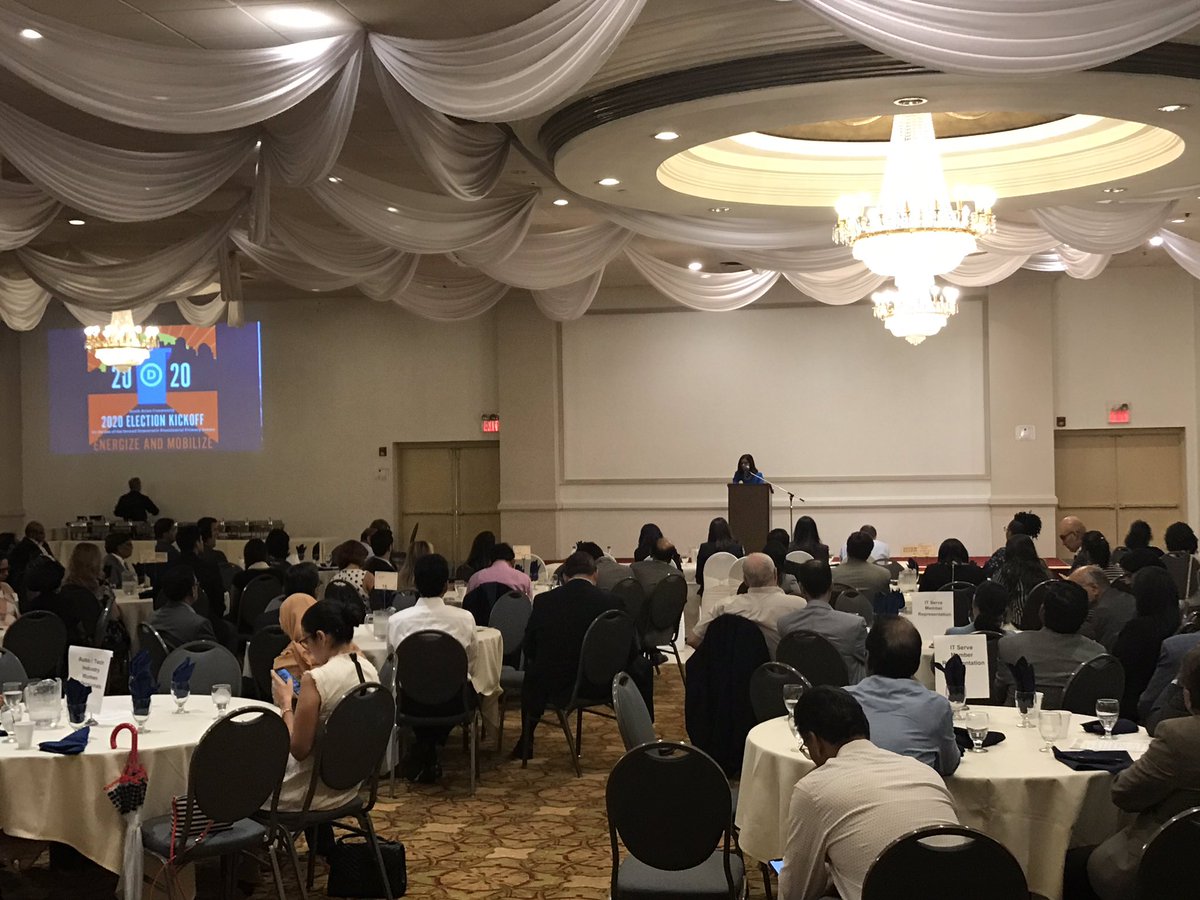 The @DNC’s great organizer @MansoorMagic packed the room to hear #DNC CEO @SeemaNanda inspire the Detroit, MI South Asian community to organize & win back the White House in 2020. #DemDebate2 #DemocraticDebate2020