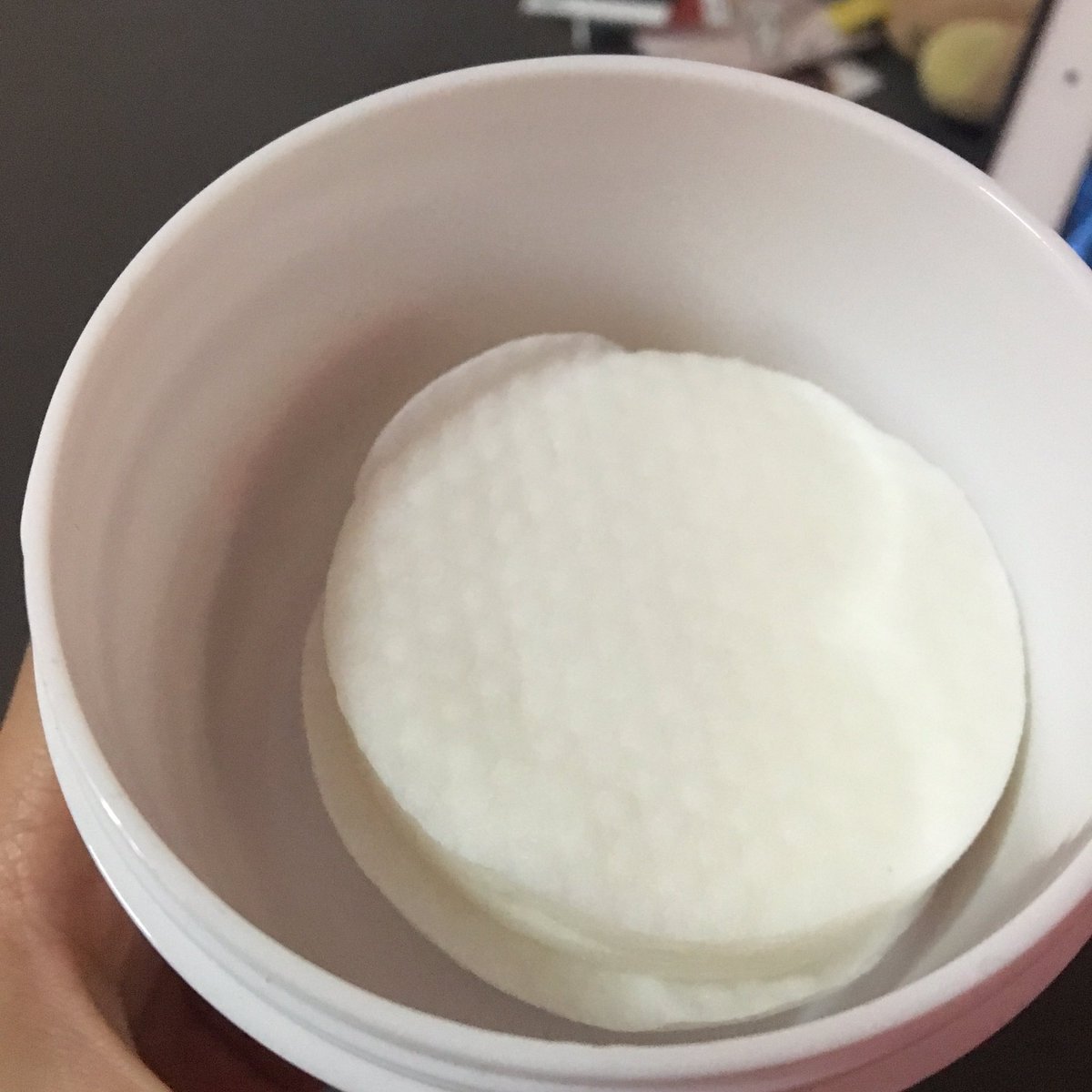 officallymha's tweet image. -ส่งต่อ- 🍃🌾✨
cosrx one step pimple clear pad
เหลือครึ่งนึงเลยค่ะแต่น้องทับกันแน่นๆ เราซื้อมาจากร้านพี่น่า คนอื่นใช้แล้วดีมาก แต่เราแพ้ค่ะ ฝืนใช้ต่อก็แพ้จริงๆ ยอม แต่น้องหอมมาก 250฿ รวมส่งค่ะ นัดรับมธรังสิต ฟิวเจ้อ #ส่งต่อสกินเเคร์ #cosrx #ใช้ดีบอกต่อ #ถูกและดี #howtobeperfect